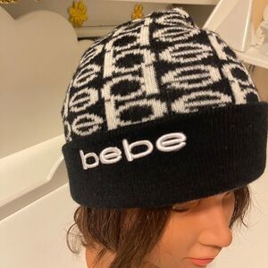 Bebe black and white warm hat